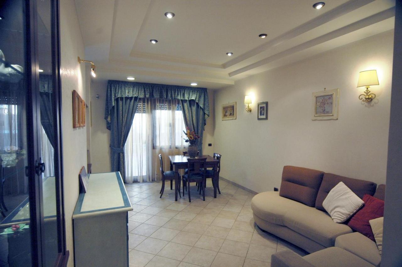 Appartamento Roma Chic House Esterno foto